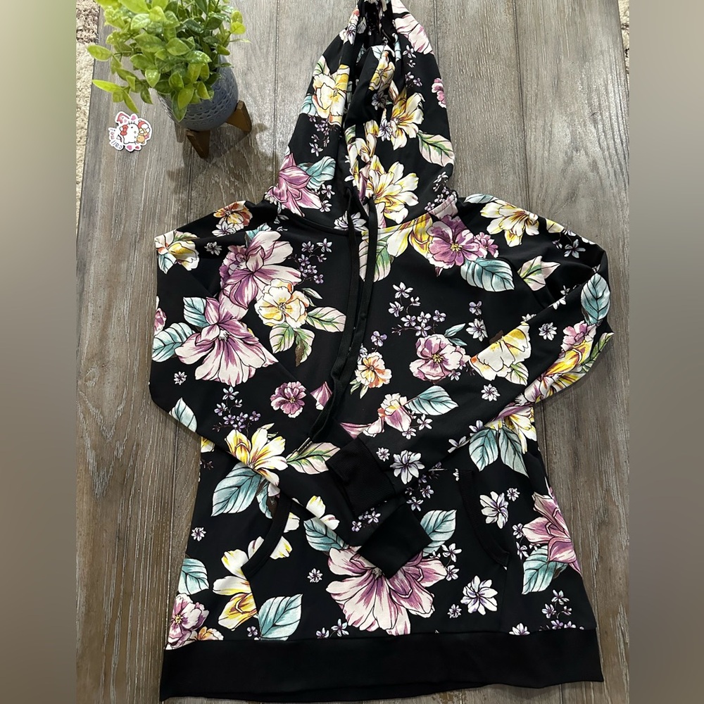 Lildy Super Soft Hoodie - Picture 4 of 9